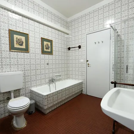 99 Tourist House Lame 112 شقة بولونيا