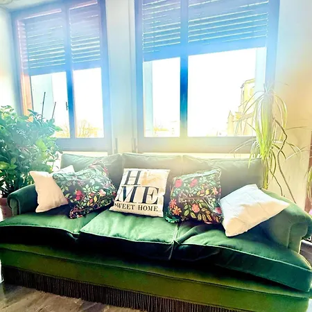 99 Tourist House Lame 112 Apartman *