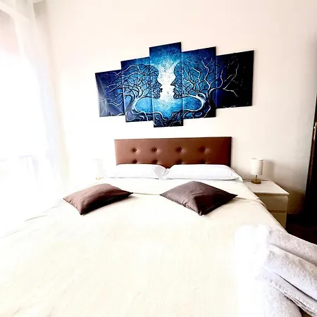 99 Tourist House Lame 112 Apartman